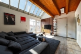 Moderne Maisonette-Wohnung mit schöner Galerie und Tiefgarage in Gottmadingen - Bild