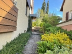Freistehendes 2-Familienhaus mit Garten & Garage in Sindelfingen – sanierungsbedürftig mit Potenzial - Bild